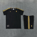 Manchester United x Icon 26/27 Training Set Shirt & Shorts Black