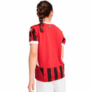 AC Milan 2024 infantil, Conjunto niño Milan, Camiseta roja y negra niño, Short Milan infantil, Ropa oficial AC Milan kids, Kit fútbol niño 24/25, Regalo fútbol infantil Milan, Equipación San Siro niño, Comprar conjunto barato, Tienda Hincha Futbolero.