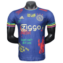 Camiseta hombre Ajax Bob Marley edición especial azul versión jugador temporada 2025 2026 calidad 1.1 oficial, Ajax Bob Marley azul, Camiseta Ajax 2025 jugador, Camiseta Ajax Three Little Birds azul, Camiseta especial Ajax hombre, Calidad 1.1 Ajax, Tienda Hincha Futbolero, Eredivisie 2026, Bloke Core Ajax, Regalo hombre Bob Marley, Jersey Ajax Marley authentic azul.