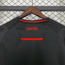 Camiseta hombre Selección Albania temporada 2025 2026 tercera equipación negra escudo águila tejido técnico calidad 1.1, Albania 2025, Camiseta Albania negra, Albania Third 25/26, Camiseta negra Albania, Camiseta barata Albania, Calidad 1.1 Albania, Eurocopa 2026, Tienda Hincha Futbolero, Kuqezinjtë, Bloke Core Albania Black.