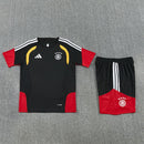 Alemania 2026, Conjunto Alemania negro, Entrenamiento Alemania 26/27, Ropa Alemania barata, Kit Alemania oficial, Calidad 1.1 Alemania, Mundial 2026, Regalo fútbol hombre, Tienda Hincha Futbolero, Germany Black Kit.