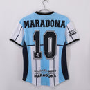 Camiseta oficial de la selección de Argentina edición especial homenaje a Diego Maradona 2001 retro para hombre de Tienda Hincha Futbolero, Camiseta Argentina Maradona, Argentina 2001 retro, Ropa Argentina vintage, Comprar camiseta Maradona, Albiceleste, AFA, Camisetas fútbol retro, Retro Argentina Maradona, Colección Argentina.