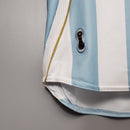 Camiseta oficial de la selección de Argentina primera equipación temporada 2006 2007 color albiceleste retro para hombre de Tienda Hincha Futbolero, Camiseta Argentina retro, Argentina 2006/07, Ropa Argentina vintage, Comprar camiseta Argentina albiceleste, AFA, Camisetas fútbol retro, Retro Argentina 2007, Colección selección argentina, Fútbol YEARS 2000.