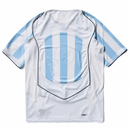 Camiseta oficial de la selección argentina retro estilo T90 temporada 2025 2026 color blanco y azul para hombre de Tienda Hincha Futbolero, Camiseta Argentina retro, Argentina 2025/26, Camiseta Argentina T90, Ropa Argentina vintage, Comprar camiseta Argentina clásica, Albiceleste moda, Argentina blanca y azul, Fútbol retro, Coleccionista camisetas fútbol.