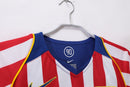 Camiseta oficial del Atlético de Madrid primera equipación temporada 2004 2005 edición especial Spider-Man retro para hombre de Tienda Hincha Futbolero, Camiseta Atlético de Madrid retro, Atlético Spider-Man, Atleti 04/05, Ropa Atlético de Madrid vintage, Comprar camiseta Spider-Man Atleti, Colchoneros, Camisetas fútbol retro, Retro Atlético de Madrid 2005, Vicente Calderón, Colección Atlético Madrid.