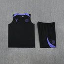 Conjunto hombre FC Barcelona entrenamiento sin mangas edición especial Kobe Bryant 2025 2026 camiseta tirantes negra detalles morados y pantalón corto oficial fútbol culé 25/26.