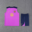Barcelona 2026, Conjunto entrenamiento Barça, Camiseta sin mangas Barça, Short azul marino Barça, Ropa oficial FC Barcelona, Jersey Barça 25/26 púrpura, Regalo fútbol hombre Barça, Kit entrenamiento culé, Bloke Core fitness, Comprar conjunto barato, Tienda Hincha Futbolero.