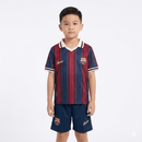 Conjunto infantil FC Barcelona edición especial 2025 2026 niños kit completo camiseta azulgrana exclusiva y pantalón corto oficial fútbol niños culés 25/26 limitada.