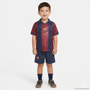 Conjunto infantil niño FC Barcelona edición especial Travis Scott camiseta y pantalón corto temporada 2025 2026 calidad 1.1 oficial,Barcelona Travis Scott infantil, Conjunto niño Barça Travis Scott, Equipación especial Barcelona 25/26, Ropa fútbol niños exclusiva, Calidad 1.1 infantil, Tienda Hincha Futbolero, Kit fútbol niños Cactus Jack, Regalo fútbol infantil Barça, Jersey Barcelona kids 2026 especial, Streetwear fútbol niños.