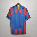 Camiseta oficial del FC Barcelona primera equipación temporada 2006 UEFA Champions League retro para hombre de Tienda Hincha Futbolero, Camiseta Barcelona retro, Barça 2006, Champions League 2006, Ropa Barcelona vintage, Comprar camiseta Barcelona antigua, Ronaldinho, Culés, Blaugrana, Camisetas fútbol retro, Historia Barça, Colección Barça, Barcelona París final.