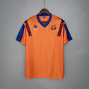 Camiseta oficial del FC Barcelona segunda equipación temporada 1989 1992 color naranja retro para hombre de Tienda Hincha Futbolero, Camiseta Barcelona retro, Barça 89/92, Ropa Barcelona vintage, Comprar camiseta Barcelona naranja, Dream Team Cruyff, Culés, Camisetas fútbol retro, Retro Barcelona 1992, Wembley 92, Colección Barça.