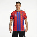 Camiseta oficial del FC Barcelona primera equipación temporada 1997 1998 retro para hombre de Tienda Hincha Futbolero, Camiseta Barcelona retro, Barça 97/98, Ropa Barcelona vintage, Comprar camiseta Barcelona antigua, Culés, Blaugrana, Camisetas fútbol retro, Retro Barcelona 1998, Colección Barça, Fútbol YEARS 90.