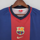 Camiseta oficial del FC Barcelona primera equipación centenario temporada 1998 1999 retro para hombre de Tienda Hincha Futbolero, Camiseta Barcelona retro, Barça 98/99, Camiseta Centenario Barça, Ropa Barcelona vintage, Comprar camiseta Barcelona antigua, Rivaldo, Culés, Blaugrana, Camisetas fútbol retro, Retro Barcelona 1999, Colección Barça, Fútbol YEARS 90.