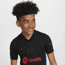 Conjunto infantil FC Barcelona segunda equipación 2024 2025 niños kit completo camiseta negra y pantalón corto oficial fútbol niños culés 24/25 vista frontal.
