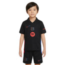 Conjunto infantil FC Barcelona segunda equipación 2024 2025 niños kit completo camiseta negra y pantalón corto oficial fútbol niños culés 24/25 vista frontal.