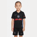BARCELONA II 24/25 CONJUNTO INFANTIL TRAVIS SCOTT - TIENDA HINCHA FUTBOLERO