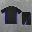 Conjunto entrenamiento hombre Barcelona x Kobe Bryant temporada 2025 2026 oficial negro edición especial camiseta y pantalón técnica transpirable mamba pro.