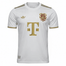 Camiseta hombre Bayern de Múnich temporada 2025 2026 edición 125 aniversario versión jugador auténtica color blanco detalles dorados calidad 1.1 oficial, Bayern Munich 2025, Camiseta Bayern blanca, Bayern 125 aniversario jugador, Camiseta Bayern Authentic, Camiseta barata Bayern, Calidad 1.1 Bayern, Edición Limitada 125 YEARS, Tienda Hincha Futbolero, Mia San Mia, Bloke Core White.