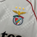 Camiseta hombre SL Benfica temporada 2025 2026 segunda equipación escudo bordado calidad 1.1 oficial, Benfica 2025, Camiseta Benfica hombre, Benfica II 2026, Camiseta segunda equipación Benfica, Camiseta barata Benfica, Calidad 1.1 Benfica, Liga Portugal 2026, Tienda Hincha Futbolero, Águias de Lisboa.