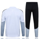 Nuevo Chándal oficial Real Madrid 26/27 – Chaqueta blanca y pantalón negro oficial, Real Madrid, Madridista, 26/27, Chándal, Conjunto de entrenamiento, Blanco, Negro, Ropa deportiva, Fútbol, Tienda Hincha Futbolero, Exclusivo, Valdebebas