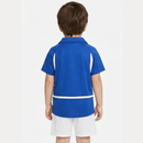 Conjunto infantil retro selección Brasil 2002 segunda equipación azul y pantalón blanco calidad 1.1 premium época Ronaldinho pentacampeón oficial, Brasil infantil retro, Conjunto niño Brasil 2002 azul, Ropa selección Brasil niños retro, Equipación Brasil junior 2002 away, Calidad 1.1 infantil, Tienda Hincha Futbolero, Regalo niño Brasil fútbol, Camiseta azul Brasil niño retro, Brazil Kids Retro 2002 Blue.