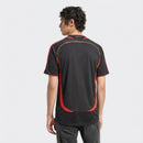 AC Milan 2006 retro, Camiseta Milan vintage, Jersey Milan 06/07 negra, Camiseta Kaká Milan, AC Milan shirt retro, Ropa fútbol vintage, Camiseta retro barata, Calidad 1.1 retro, Regalo fútbol hombre, Tienda Hincha Futbolero.