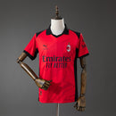 Camiseta hombre AC Milan x Slam Jam edición especial temporada 2026 2027 rojo calidad 1.1 oficial, AC Milan Slam Jam, Camiseta Milan 2027, Milan Special Edition, Ropa exclusiva AC Milan, Calidad 1.1 Rossonero, Tienda Hincha Futbolero, Streetwear Milan, Colaboracion Slam Jam, Bloke Core Fashion, Camisetas de futbol raras 2027.