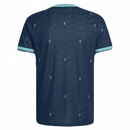 Camiseta Alemania segunda equipación 2026 2027 hombre visitante versión hincha calidad 1.1 premium Tienda Hincha Futbolero Germany Away Jersey, Camiseta Alemania 2026, Germany Away Jersey, Camiseta visitante Alemania, Equipación Alemania hombre, Comprar jersey Alemania 2026, Calidad 1.1 premium, DFB oficial, Jersey mundial 2026, Ropa de fútbol Alemania.