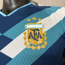 Camiseta hombre entrenamiento Selección Argentina temporada 2026 2027 color azul oficial versión jugador 3 estrellas fútbol técnica transpirable mundial.