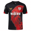 Camiseta edición especial Athletic Club Bilbao x The Last of Us temporada 2025 2026 color negra para hombre de Tienda Hincha Futbolero, Athletic Bilbao The Last of Us, Camiseta Athletic Bilbao negra, Athletic x TLOU, Edición especial Athletic 2026, Camiseta colaboración fútbol, Moda Athletic Bilbao exclusiva, Los Leones negra, Comprar ropa Athletic online, Camiseta edición limitada hombre.