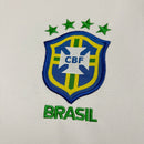 Camiseta hombre portero selección Brasil retro temporada 1998 1999 color blanco escudo bordado CBF calidad 1.1 oficial, Brasil Retro, Camiseta portero Brasil 1998, Portero Brasil blanco, Camiseta Taffarel, Ropa Brasil clásica, Calidad 1.1 Retro, Brasil 98 vintage, Tienda Hincha Futbolero, Brazil Goalkeeper Retro 98.