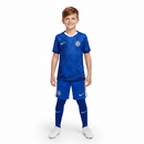 Conjunto infantil primera equipación Chelsea FC camiseta y pantalón azul temporada 2025 2026 calidad 1.1 oficial, Chelsea infantil 2025, Conjunto niño Chelsea azul, Ropa Chelsea FC niños entrenamiento, Equipación Chelsea junior 25/26, Calidad 1.1 infantil, Tienda Hincha Futbolero, Regalo niño Chelsea fútbol, Camiseta azul Chelsea niño, Chelsea Kids Home Kit.