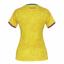 Camiseta Colombia primera equipación 2026 2027 mujer amarilla enSIZEda calidad 1.1 premium Tienda Hincha Futbolero Colombia Women's Home Jersey, Camiseta Colombia mujer, Jersey Colombia femenina 2026, Camiseta amarilla Colombia mujer, Equipación Colombia mujer, Comprar camiseta Colombia femenina, Calidad 1.1 mujer, FCF mujer 26/27, Jersey tricolor mujer, Ropa de fútbol femenina Colombia