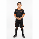 Conjunto infantil Corinthians 2025 2026 tercera equipación negra y naranja diseño Total 90 calidad 1.1 oficial, Corinthians infantil 25/26, Conjunto niño Corinthians negro y naranja, Ropa Corinthians niños T90, Equipación Corinthians junior 2026, Calidad 1.1 infantil, Tienda Hincha Futbolero, Regalo niño Corinthians fútbol, Camiseta naranja Corinthians niño, Corinthians Kids 2025 Third.