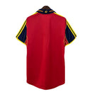 Camiseta hombre selección España temporada 2000 primera equipación roja cuello polo detalles amarillos retro calidad 1.1 premium Tienda Hincha Futbolero. España 2000, Camiseta España retro, Ropa España clásica, Camiseta Raul España, Calidad 1.1 España, Euro 2000 Jersey, Furia Roja Retro, Tienda Hincha Futbolero, Spain Retro Jersey 2000.
