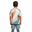 Conjunto infantil España segunda equipación 2025 2026 niños kit completo camiseta beige y pantalón corto oficial RFEF ropa fútbol niños 25/26.