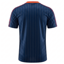 Camiseta de España 2026 2027 edición especial Terrace Icons para hombre azul marino de colección oficial vintage de la selección española Tienda Hincha Futbolero, Camiseta España 2026, Jersey España Terrace Icons, Camiseta azul marino de España 2027, Camiseta de España original hombre, Comprar camiseta de colección de España, Calidad premium España azul marino, Camiseta fútbol retro, Ropa urbana blockecore, Jersey de colección La Roja