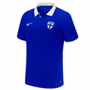 Tienda Hincha Futbolero, Finlandia 26/27, Camiseta Finlandia segunda equipación, Camiseta Finlandia azul, Selección de Finlandia, Huuhkajat, Comprar camiseta Finlandia, Ropa oficial Finlandia, Fútbol nórdico, Camisetas de fútbol 2026, Equipación Finlandia hombre, Tienda fútbol online.
