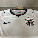 Inglaterra 2026, Camiseta Inglaterra jugador, England 26/27 Home, Ropa Inglaterra oficial, Camiseta fútbol mundial, Calidad 1.1 Pro, Nueva colección 2026, Regalo fútbol hombre, Tienda Hincha Futbolero, Three Lions
