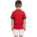 Conjunto infantil retro Manchester United 2002 2004 primera equipación roja y pantalón blanco calidad 1.1 premium época David Beckham Cristiano Ronaldo oficial, Manchester United infantil retro, Conjunto niño United 2003 rojo, Ropa Manchester United niños retro, Equipación United junior 02/04, Calidad 1.1 infantil, Tienda Hincha Futbolero, Regalo niño Manchester United fútbol, Camiseta roja United niño retro, United Kids Retro 2002 Vodafone.