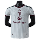 Tienda Hincha Futbolero, Manchester United 26/27, Camiseta Manchester United versión jugador, Player Edition United, Tercera equipación Manchester United, Camiseta fútbol profesional Manchester, Comprar camiseta United original, Ropa oficial Manchester United, Camiseta técnica United, Equipación de élite Manchester, Fútbol inglés, Old Trafford.