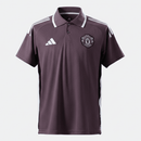 Manchester United 2026, Polo Man United, Camiseta United morada, Ropa Manchester United oficial, Polo fútbol elegante, Calidad 1.1 Manchester United, Nueva colección 2026, Regalo fútbol hombre, Tienda Hincha Futbolero, GGMU.