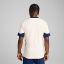 Camiseta oficial de entrenamiento de la selección de Portugal temporada 2025 2026 color blanco para hombre de Tienda Hincha Futbolero, Camiseta entrenamiento Portugal, Portugal 2025/26, Ropa entrenamiento Portugal, Camiseta blanca Portugal, Comprar camiseta Portugal hombre, Calidad premium Portugal, Portugal selección nacional, Entrenamiento fútbol pro, Seleção das Quinas.