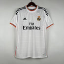 Camiseta oficial del Real Madrid primera equipación temporada 2013 2014 blanca retro para hombre de Tienda Hincha Futbolero, Camiseta Real Madrid retro, Real Madrid 13/14, Ropa Real Madrid vintage, Comprar camiseta Real Madrid blanca, La Décima, Cristiano Ronaldo, Gareth Bale, Madridistas, Merengues, Camisetas fútbol retro, Retro Real Madrid 2014, Historia Real Madrid, Colección Madrid.