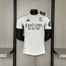 Camiseta hombre Real Madrid temporada 2025 2026 primera equipación blanca versión jugador auténtica tejido técnico transpirable calidad 1.1 oficial, Real Madrid 2025, Camiseta Real Madrid jugador, Real Madrid blanca Authentic, Camiseta titular Madrid 25/26, Camiseta barata Real Madrid, Calidad 1.1 Real Madrid, Versión Jugador Premium, Tienda Hincha Futbolero, Hala Madrid Style.