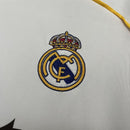 Camiseta hombre Real Madrid temporada 2025 2026 primera equipación blanca parches oficiales Champions League y Foundation escudo bordado calidad 1.1 oficial, Real Madrid 2025, Camiseta Real Madrid Champions, Madrid con parches, Camiseta blanca Madrid 26, Camiseta barata Real Madrid, Calidad 1.1 Madrid, La Liga 2026, Tienda Hincha Futbolero, Hala Madrid, Bloke Core Madrid.