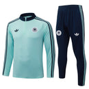 Nuevo Chándal oficial de entrenamiento Alemania 26/27 – Sudadera y pantalón , Alemania, DFB, Die Mannschaft, 26/27, Chándal, Entrenamiento, Sudadera, Azul, Ropa deportiva, Fútbol, Tienda Hincha Futbolero, Exclusivo