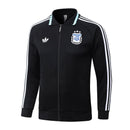 Nuevo Chándal oficial Argentina 26/27 – Chaqueta y pantalón negro oficial, Argentina, AFA, Albiceleste, 26/27, Chándal, Conjunto de entrenamiento, Negro, Ropa deportiva, Fútbol, Tienda Hincha Futbolero, Exclusivo