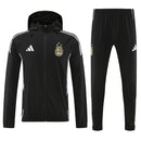 Chándal hombre conjunto Selección Argentina temporada 2025 2026 chaqueta cortaviento y pantalón negro oficial 3 estrellas fútbol técnica transpirable mundial.