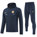 Chándal hombre FC Barcelona 2025 2026 conjunto completo chaqueta cortaviento azul marino y pantalón largo de entrenamiento oficial fútbol culé 25/26 impermeable.
